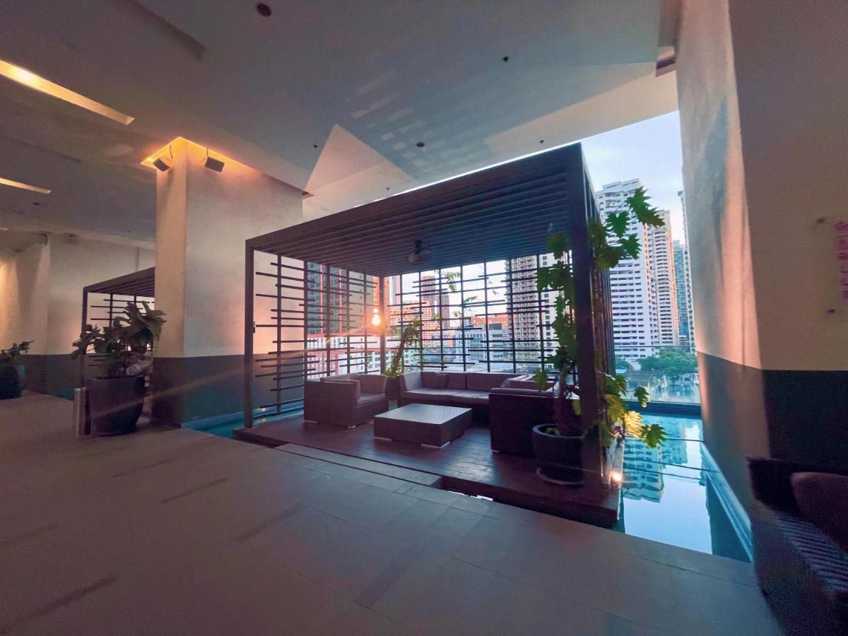 Lux Suites Kl City Pavilion Bukit Bintang With Infinity Pool Kuala Lumpur Exterior photo