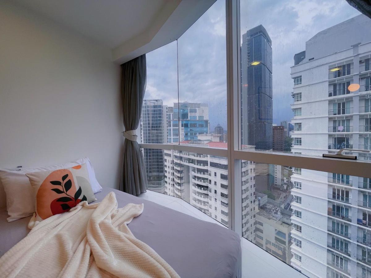 Lux Suites Kl City Pavilion Bukit Bintang With Infinity Pool Kuala Lumpur Exterior photo